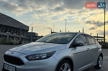 Ford Focus  2015