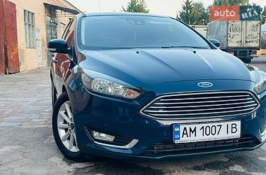 Ford Focus  2015