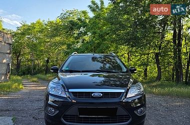 Ford Focus  2010