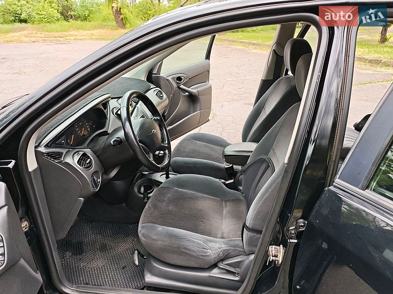 Седан Ford Focus 2000 в Кривом Роге фото 11 Седан Ford Focus 2000 в Кривом Роге