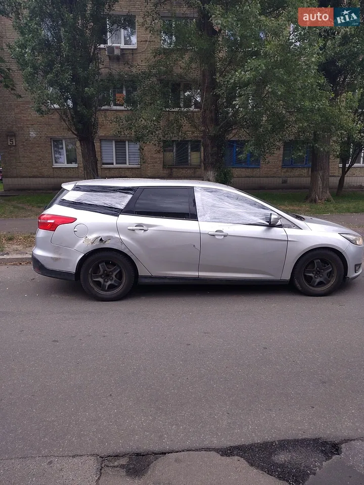 2015 Ford Focus - мініатюра 4