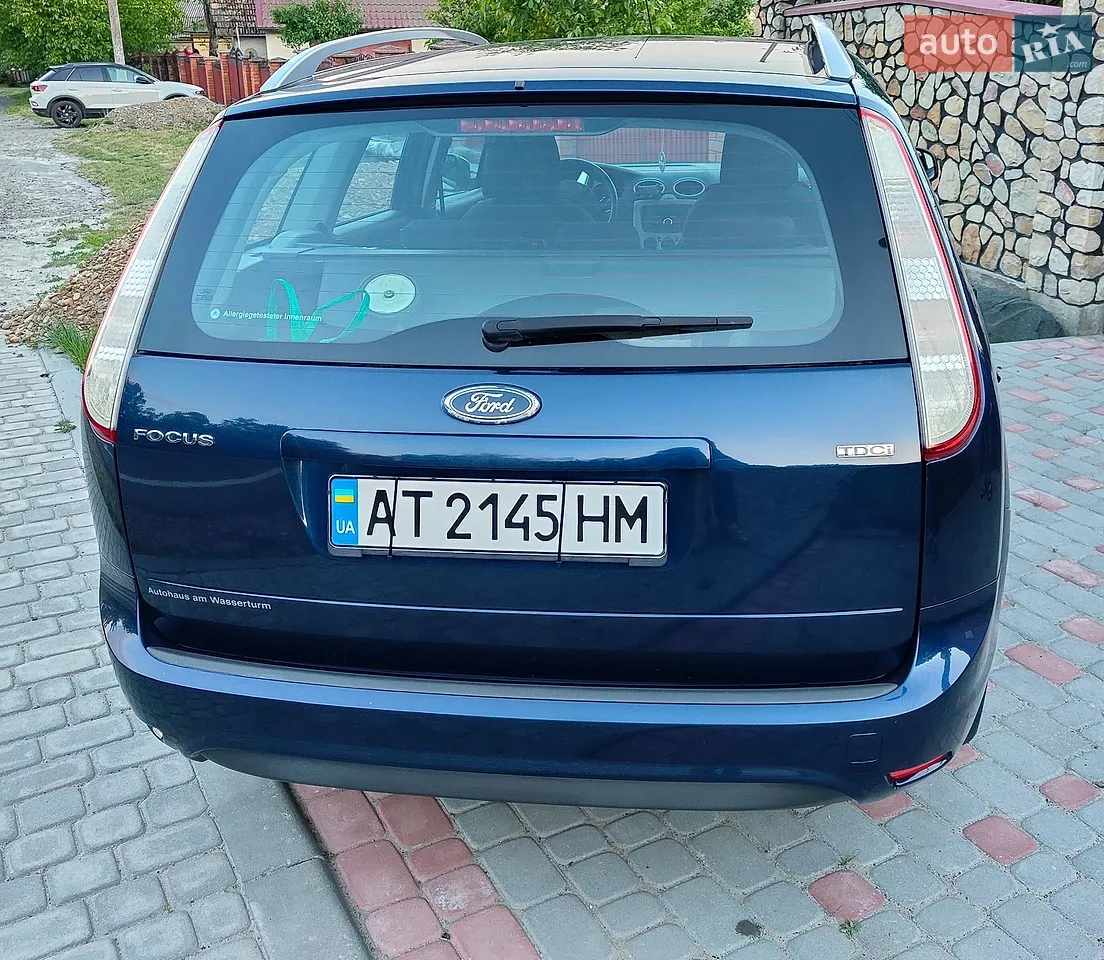2010 Ford Focus - мініатюра 4