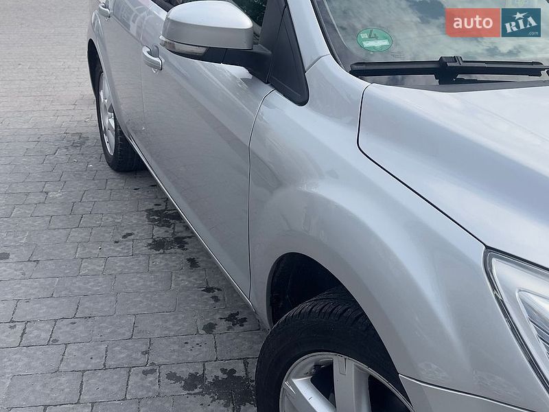 Універсал Ford Focus 2010 в Тернополі