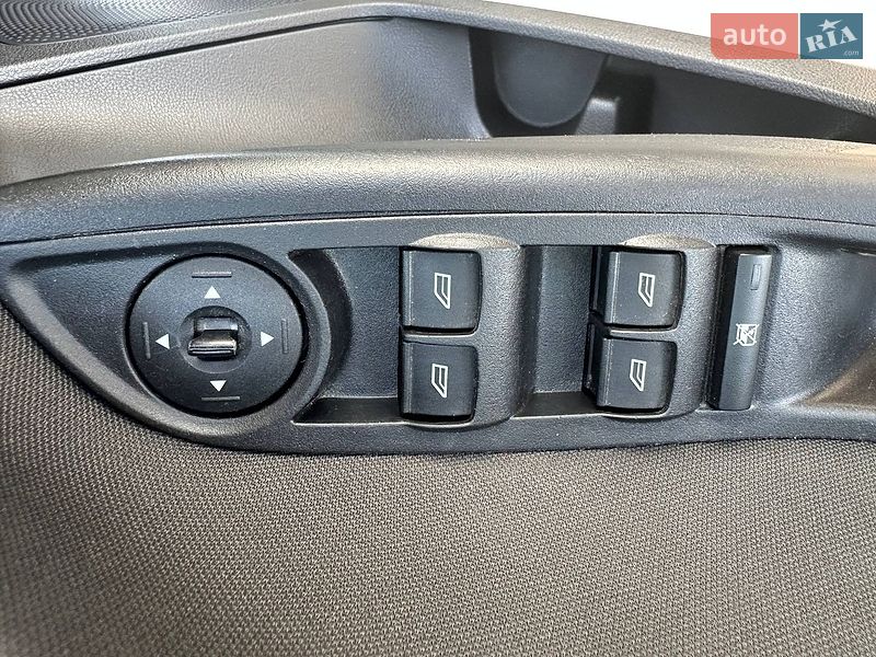 Хэтчбек Ford Focus 2017 в Киеве