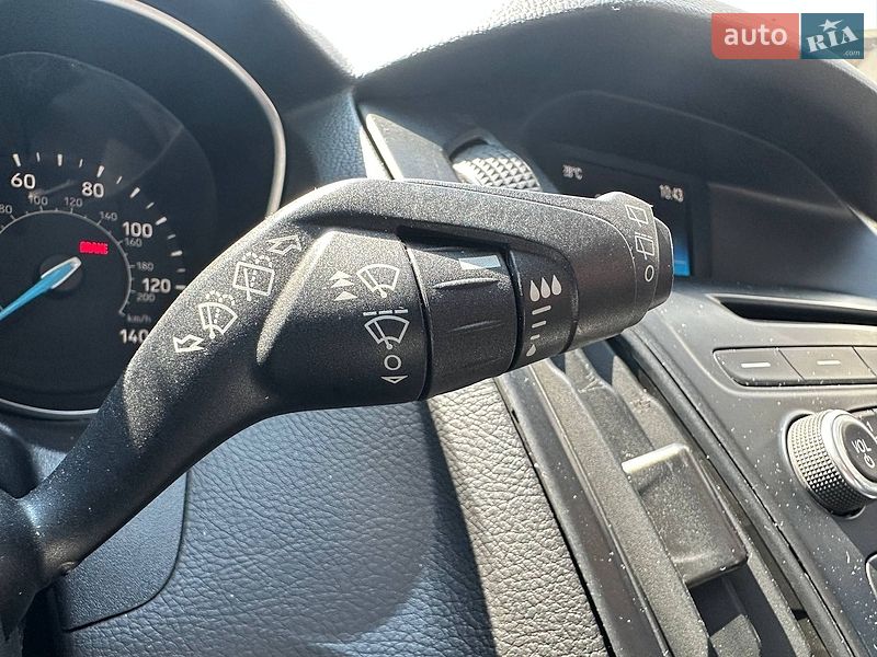 Хэтчбек Ford Focus 2017 в Киеве