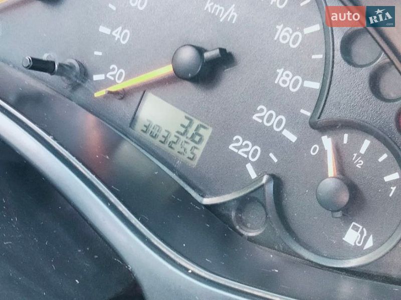 Седан Ford Focus 2002 в Белгороде-Днестровском