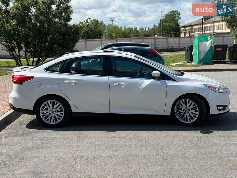 Седан Ford Focus 2018 в Чернигове