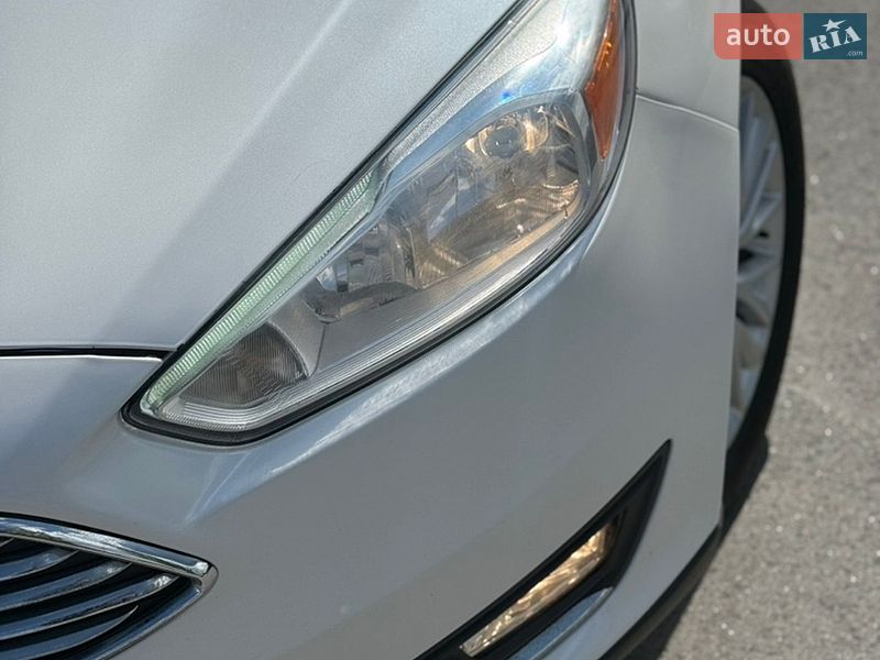 Седан Ford Focus 2018 в Чернигове