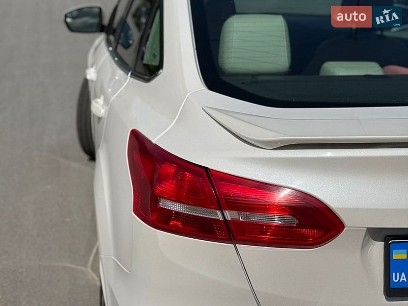 Седан Ford Focus 2018 в Чернигове