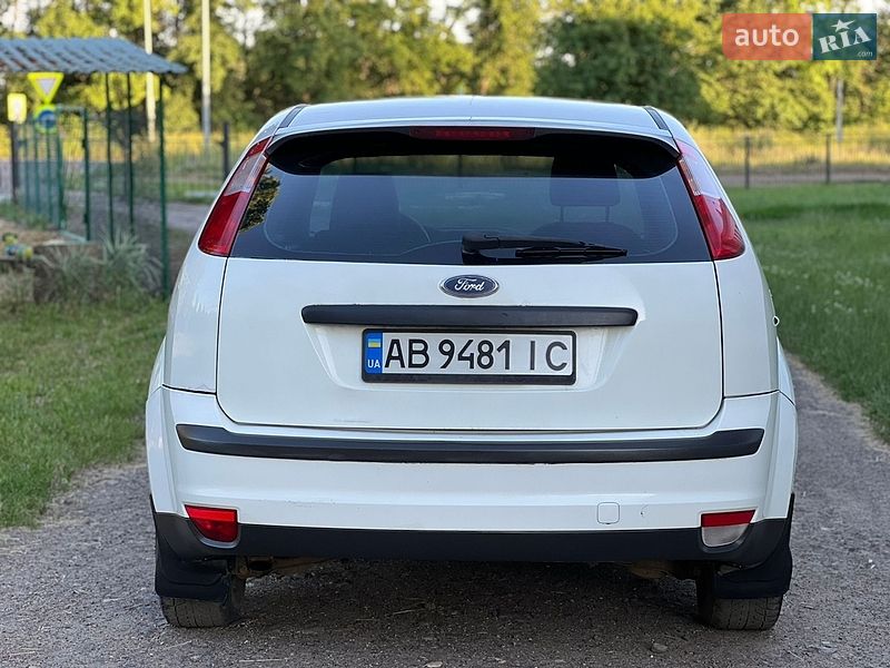 Хэтчбек Ford Focus 2005 в Вапнярке