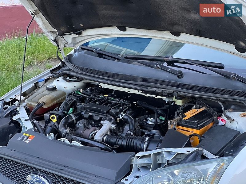 Хэтчбек Ford Focus 2005 в Вапнярке