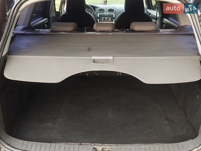 Універсал Ford Focus 2006 в Долині фото 10 Універсал Ford Focus 2006 в Долині