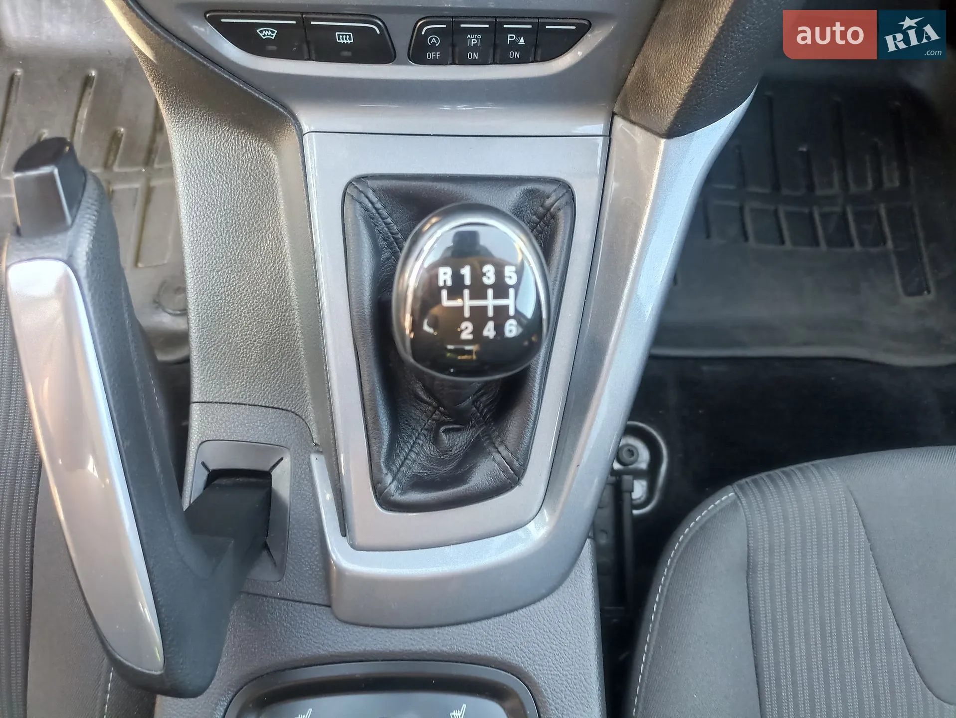 Ford Focus 2011 VIN WF0LXXGCBLBT68575 фото оголошення 11 з 34