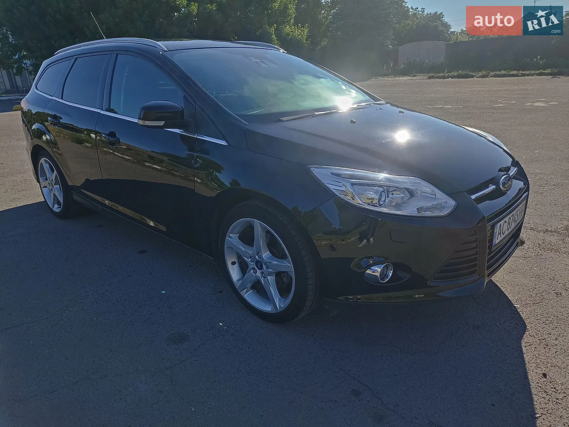 Ford Focus 2011 VIN WF0LXXGCBLBT68575 фото оголошення 4 з 6