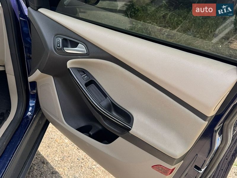 Хетчбек Ford Focus 2016 в Чернівцях фото 13 Хетчбек Ford Focus 2016 в Чернівцях