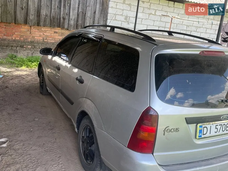 Ford Focus 2001