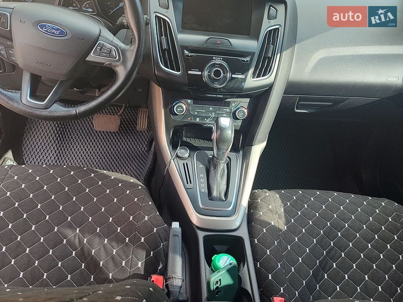 Хэтчбек Ford Focus 2015 в Одессе