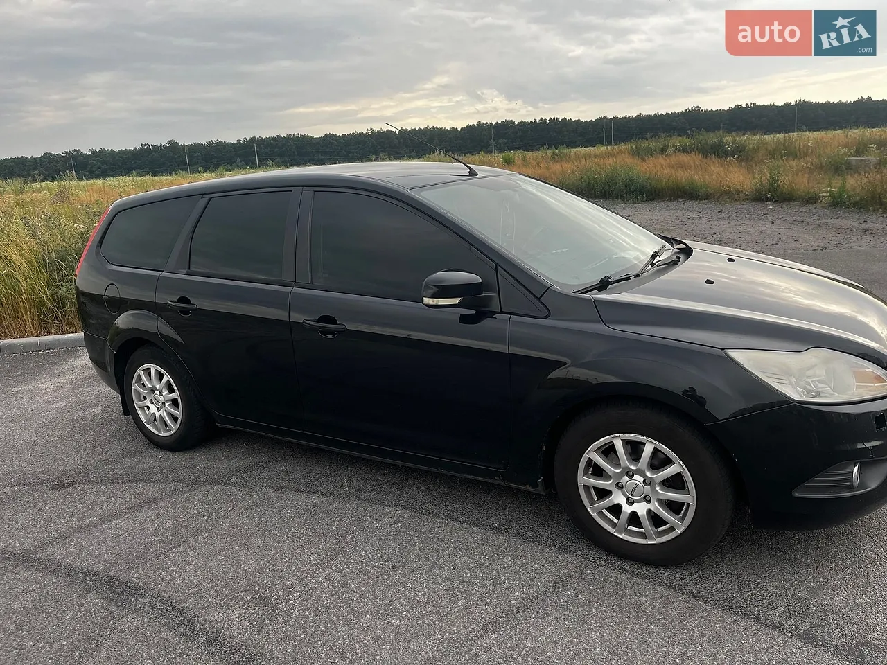 2010 Ford Focus - мініатюра 3