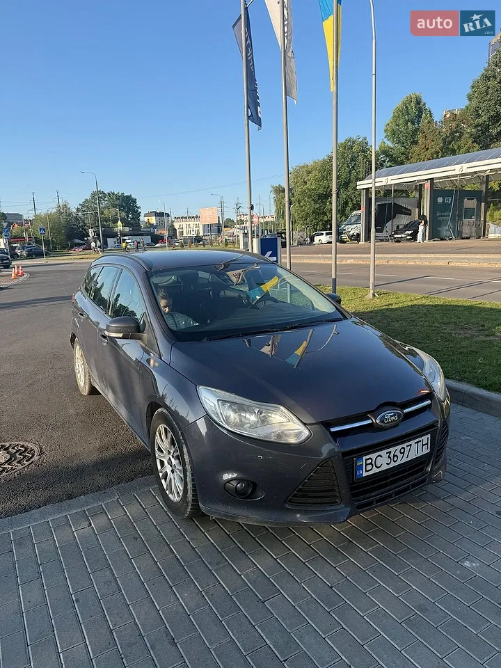 2011 Ford Focus - мініатюра 2