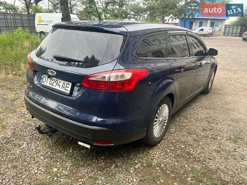 Универсал Ford Focus 2014 в Николаеве фото 12 Универсал Ford Focus 2014 в Николаеве