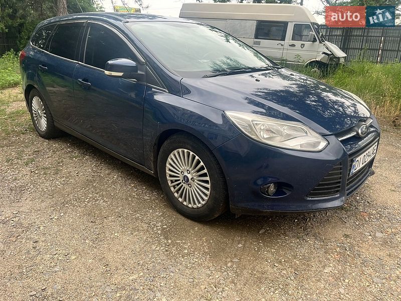 Универсал Ford Focus 2014 в Николаеве фото 13 Универсал Ford Focus 2014 в Николаеве
