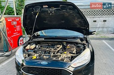 Седан Ford Focus 2015 в Киеве