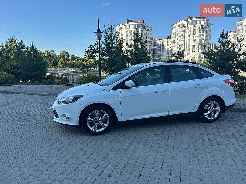 Седан Ford Focus 2012 в Івано-Франківську