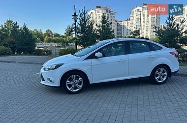 Ford Focus  2012