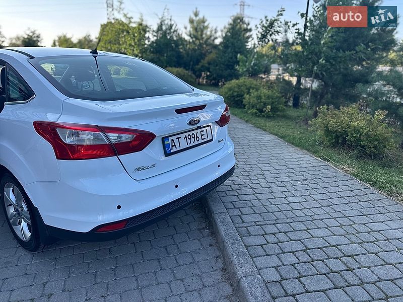 Седан Ford Focus 2012 в Івано-Франківську