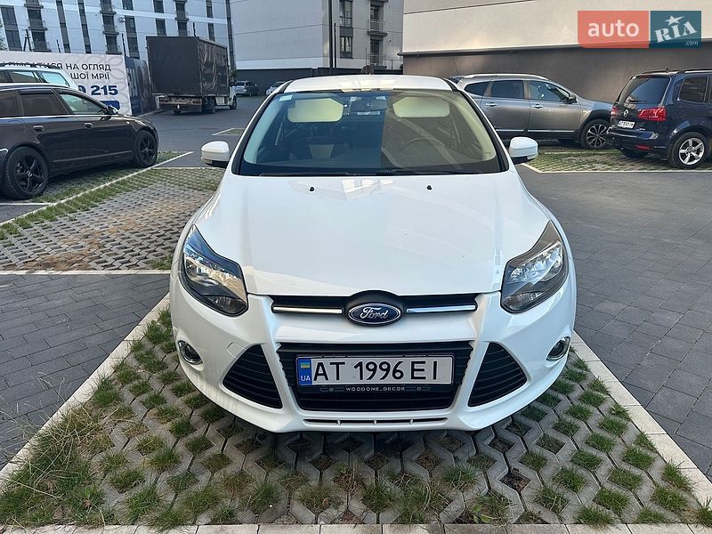 Седан Ford Focus 2012 в Івано-Франківську