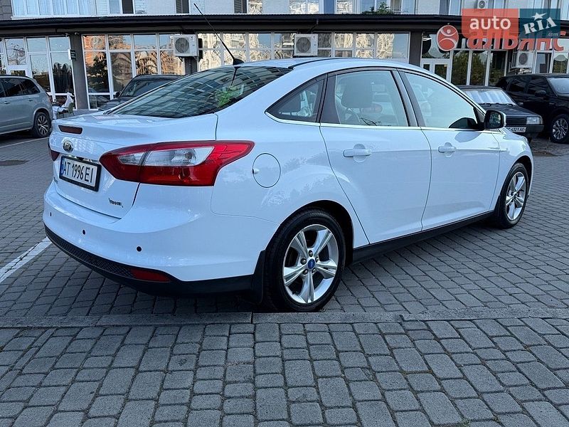 Седан Ford Focus 2012 в Івано-Франківську