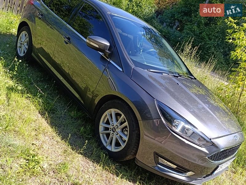 Хэтчбек Ford Focus 2015 в Конотопе