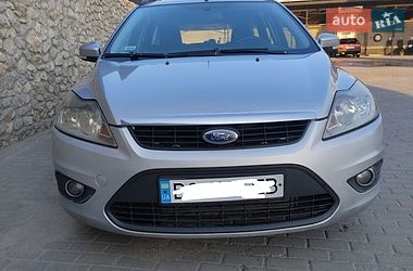 Ford Focus  2010