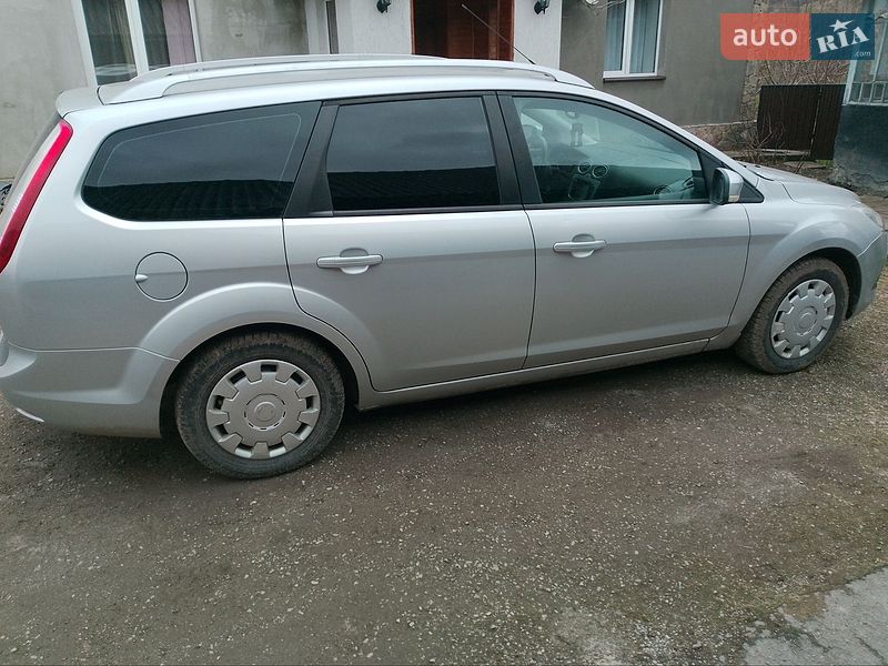 Универсал Ford Focus 2009 в Бучаче