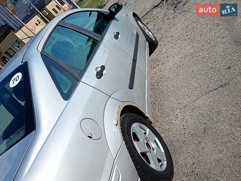 Седан Ford Focus 2002 в Харькове фото 3 Седан Ford Focus 2002 в Харькове