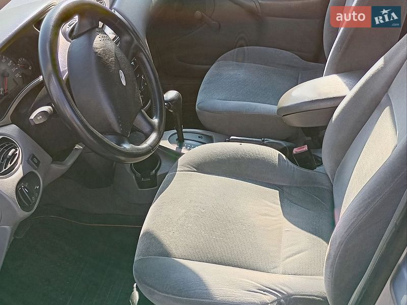 Седан Ford Focus 2002 в Харькове фото 6 Седан Ford Focus 2002 в Харькове