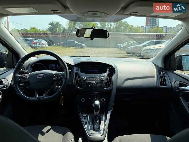 Хэтчбек Ford Focus 2015 в Ирпене