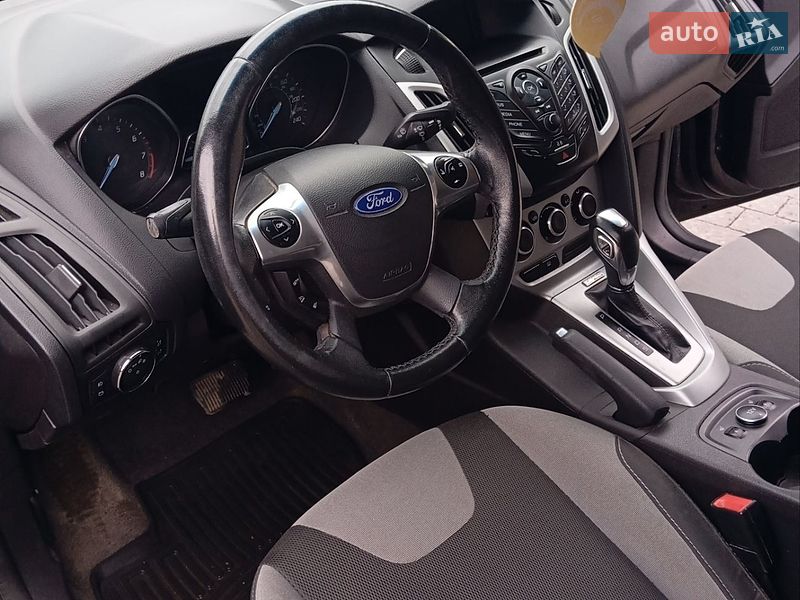 Седан Ford Focus 2014 в Львове фото 15 Седан Ford Focus 2014 в Львове