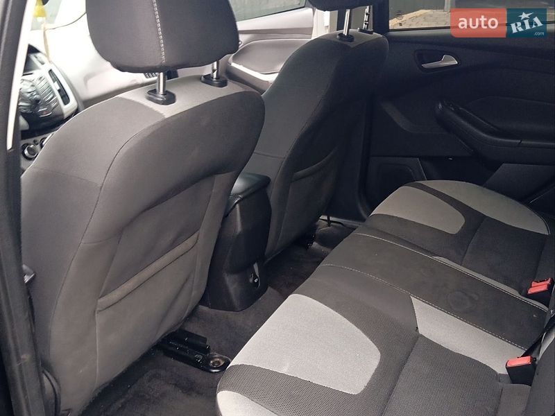 Седан Ford Focus 2014 в Львове фото 19 Седан Ford Focus 2014 в Львове