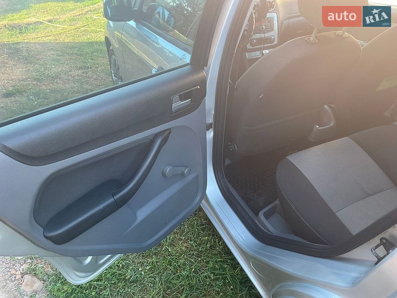 Универсал Ford Focus 2010 в Львове