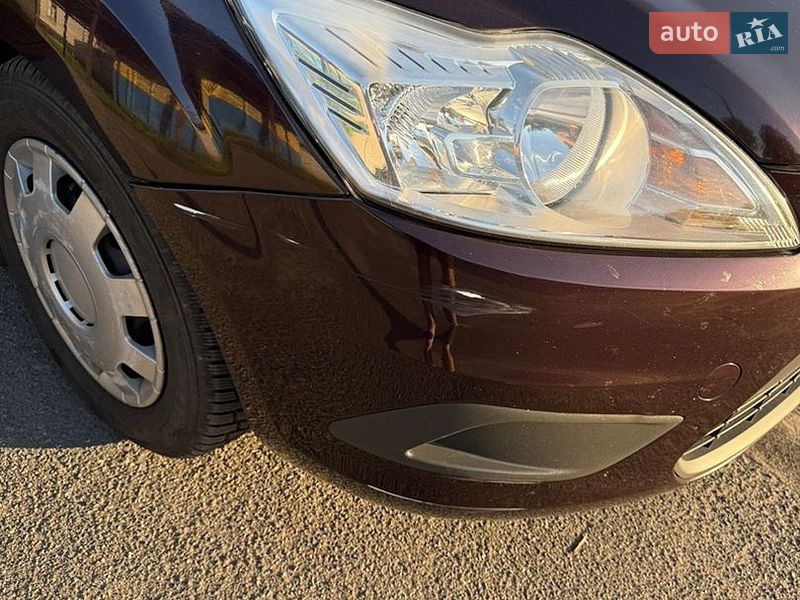 Хэтчбек Ford Focus 2008 в Кролевце