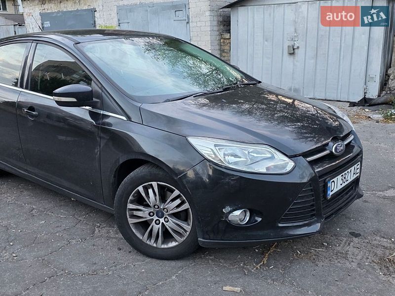 Хэтчбек Ford Focus 2012 в Киеве