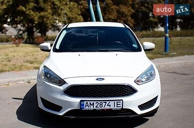 Ford Focus  2015