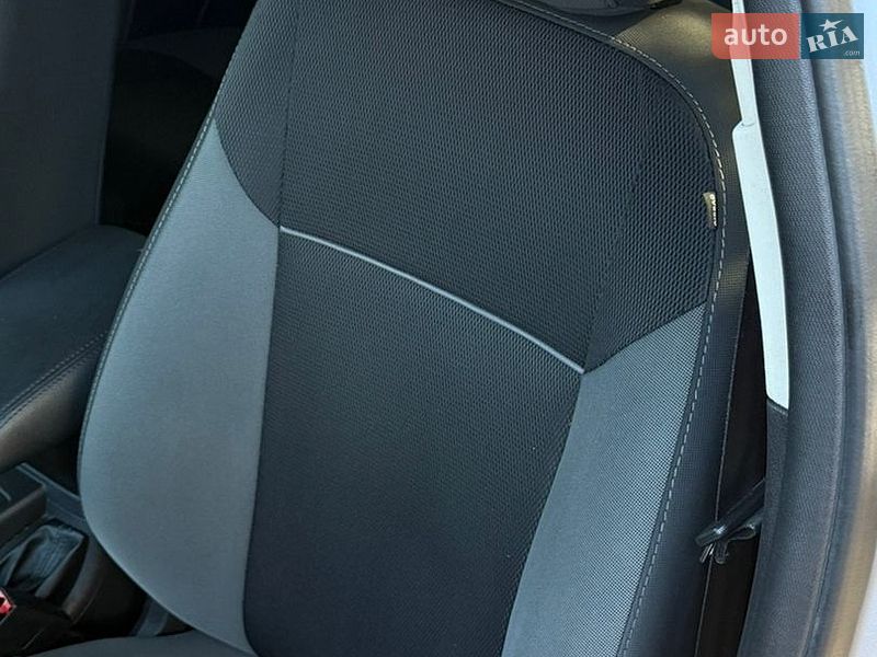 Хэтчбек Ford Focus 2013 в Чернигове