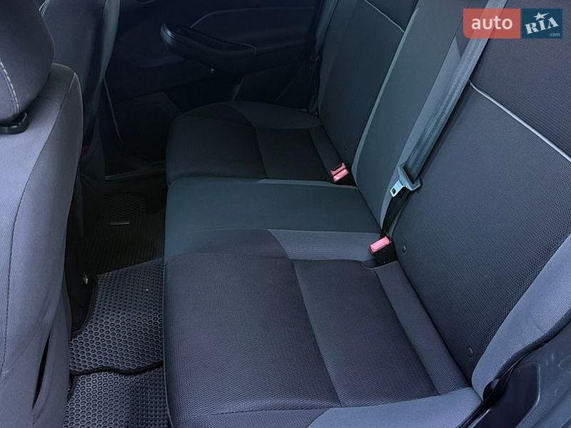 Хэтчбек Ford Focus 2013 в Чернигове