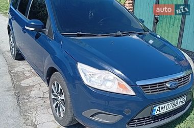 Ford Focus  2010