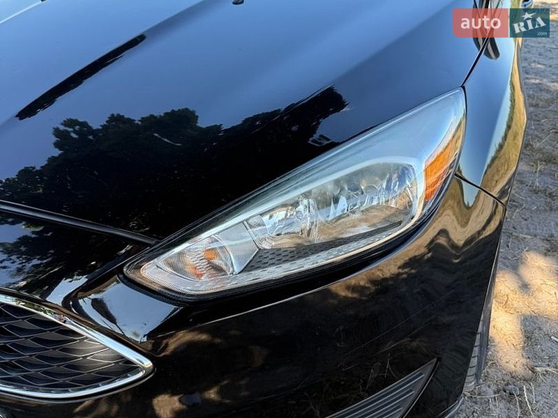 Седан Ford Focus 2015 в Славуті