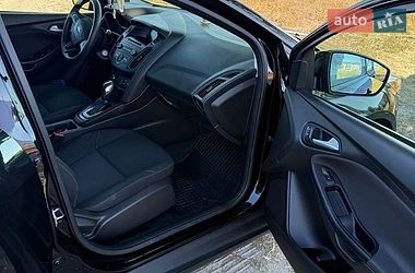 Седан Ford Focus 2015 в Славуті