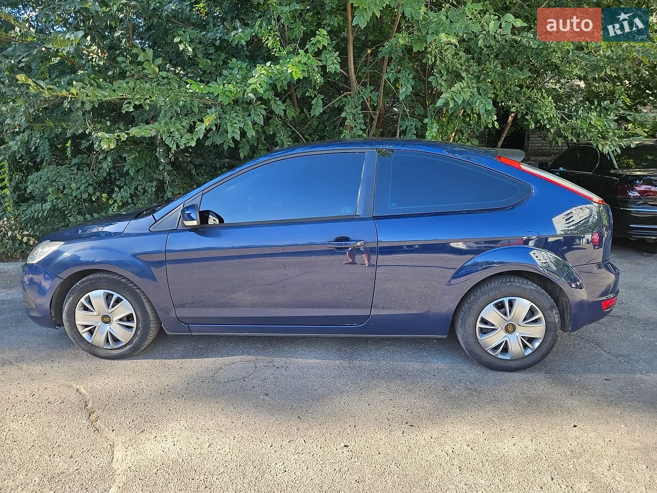 2010 Ford Focus - мініатюра 2