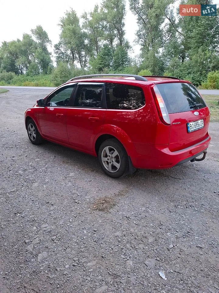 2010 Ford Focus - мініатюра 3